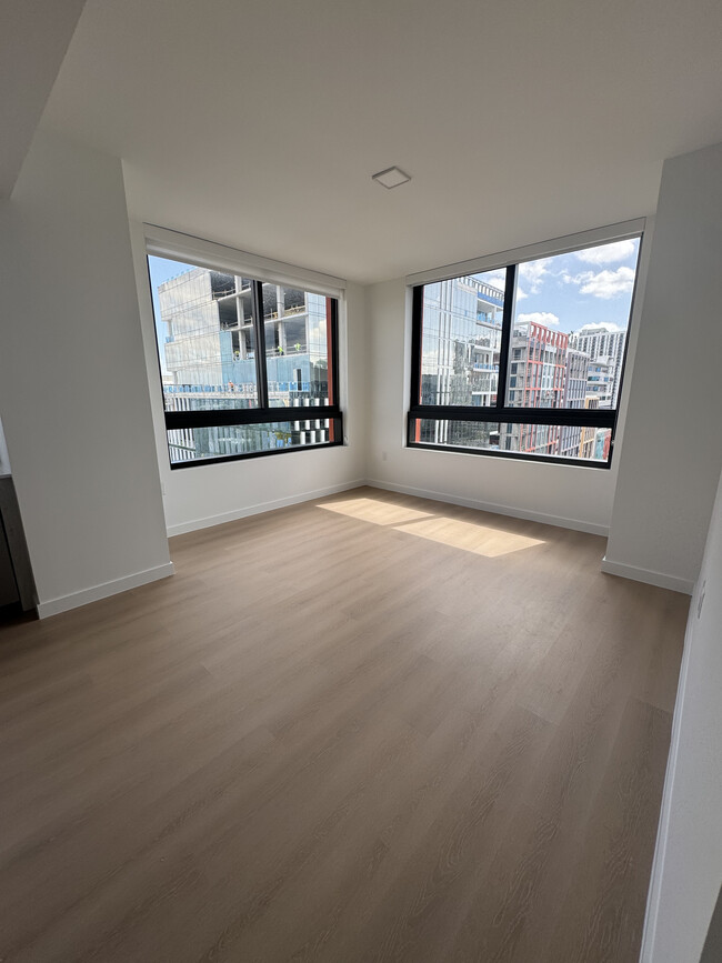 Photo - 226 NW 33rd St Condo Unit B3