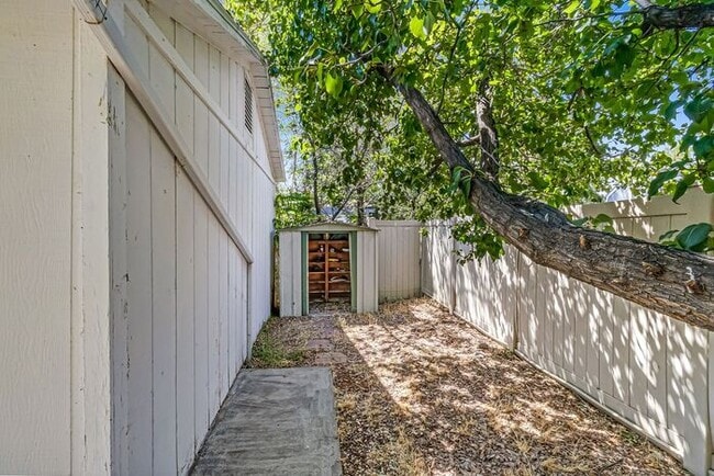Photo - Charming 3-Bedroom Home Near CMU with Bonus Room
