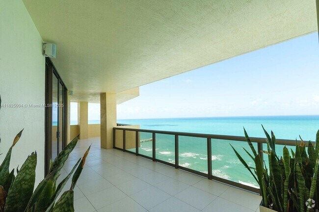 Building Photo - 16275 Collins Ave Unit 2401 Rental