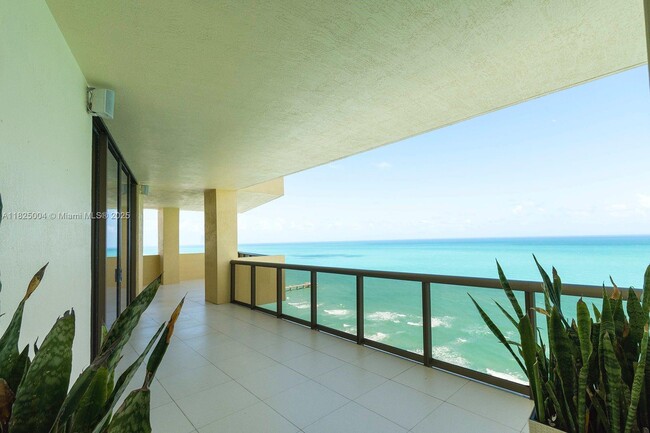 Building Photo - 16275 Collins Ave Unit 2401 Rental