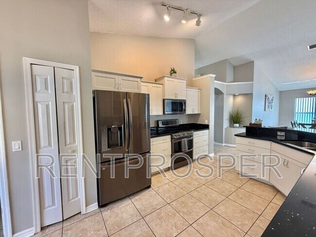 Photo - 600 Eagle Pointe S