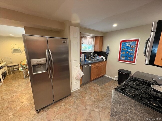 Photo - 191 Atlantic Pl