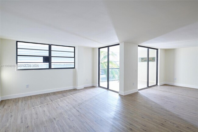 Photo - 5845 Collins Ave Unit 304