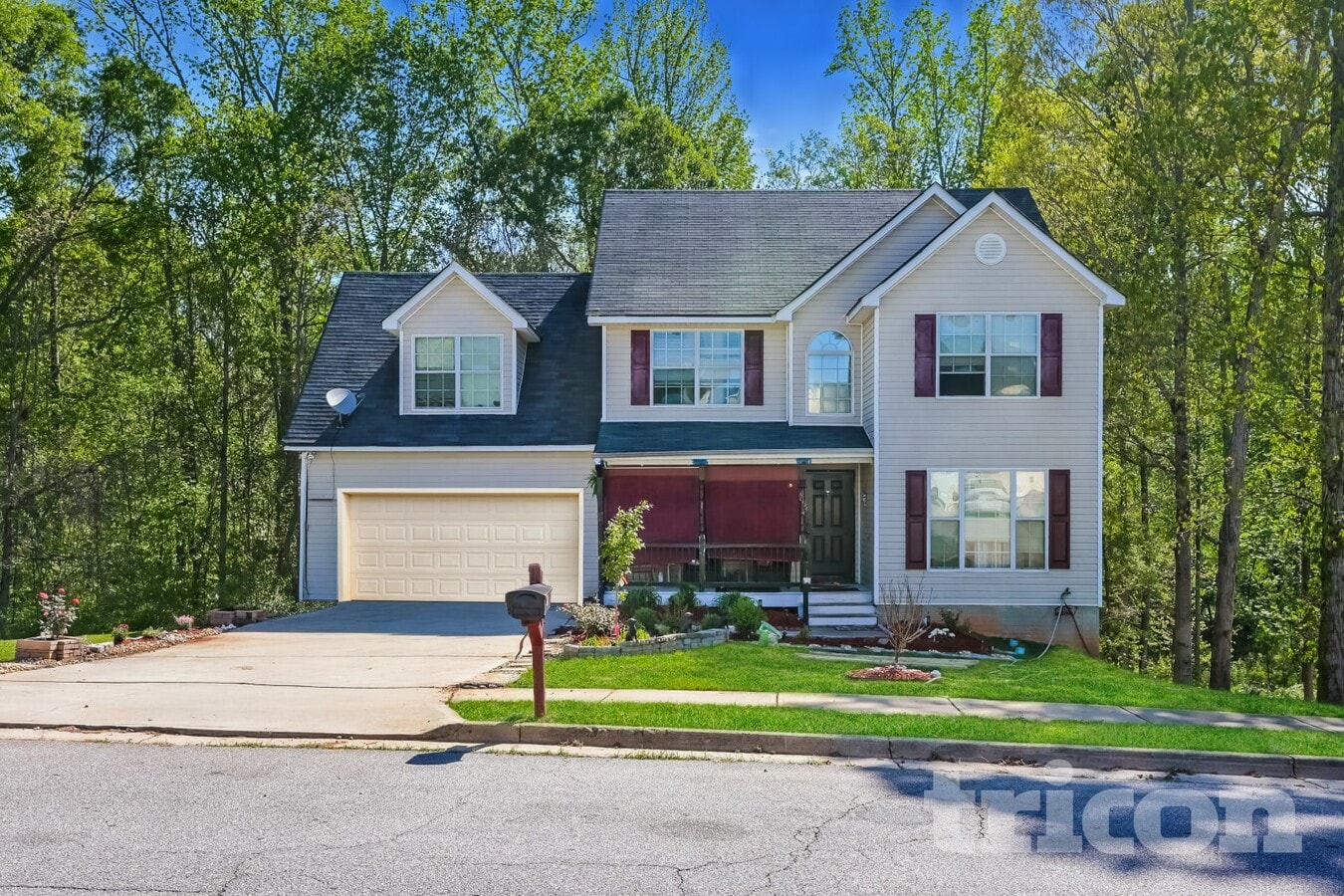 Photo - 605 Michael Cir