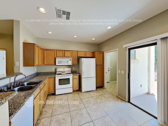 Photo - 7627 E Boise St House