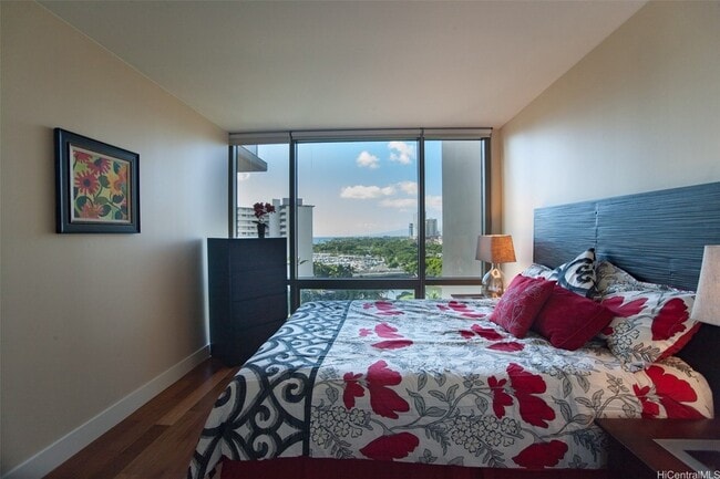 Photo - 1551 Ala Wai Blvd