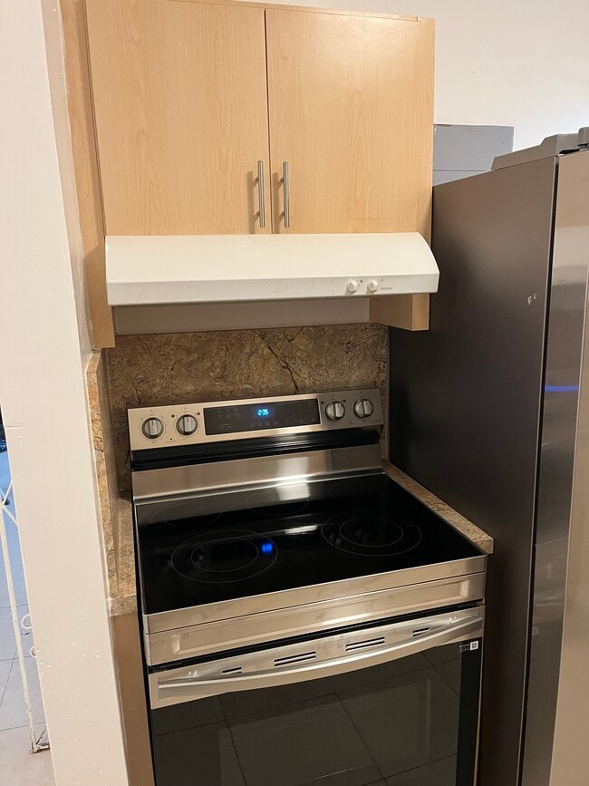 Photo - 739 NW 53rd St Unidad duplex