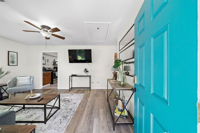 Photo - 3330 Avenue O 1/2