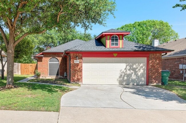 Photo - 1229 Laurelleaf Dr Casa