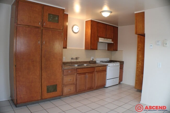 1917 Orange St Unit B