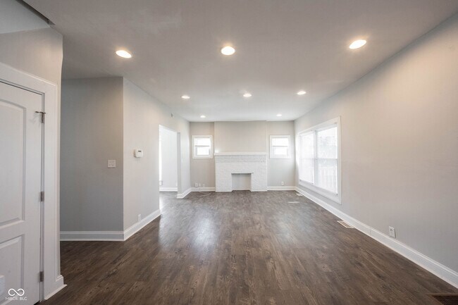 Photo - 3117 N Park Ave