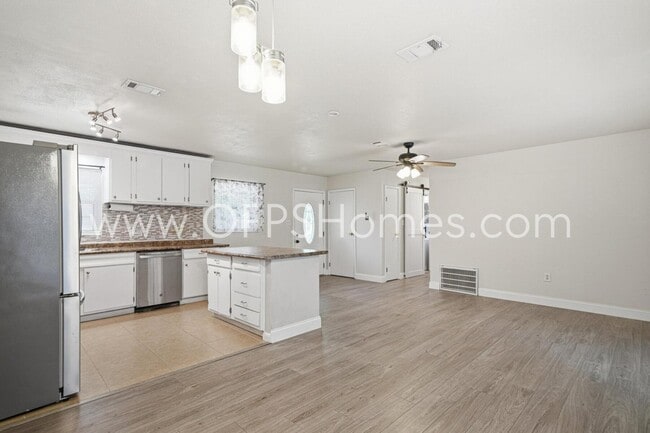 127 Judith Dr