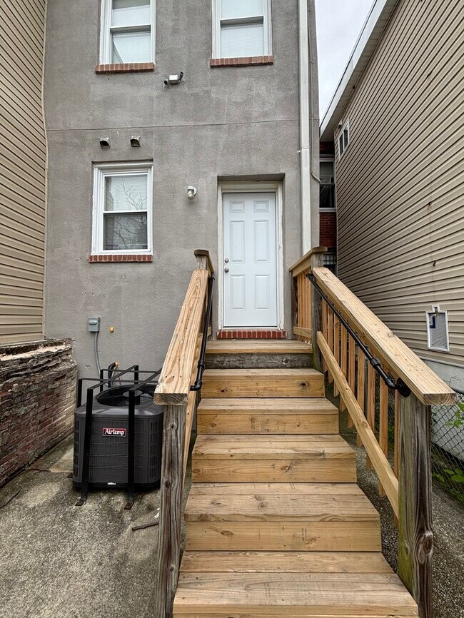 Photo - 1308 N Chester St