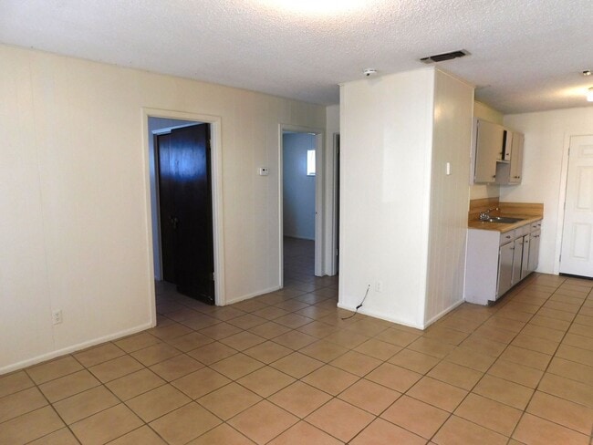 Photo - 123 Catherine St