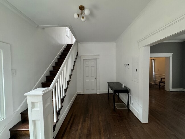 Photo - 99 Ormond St SE