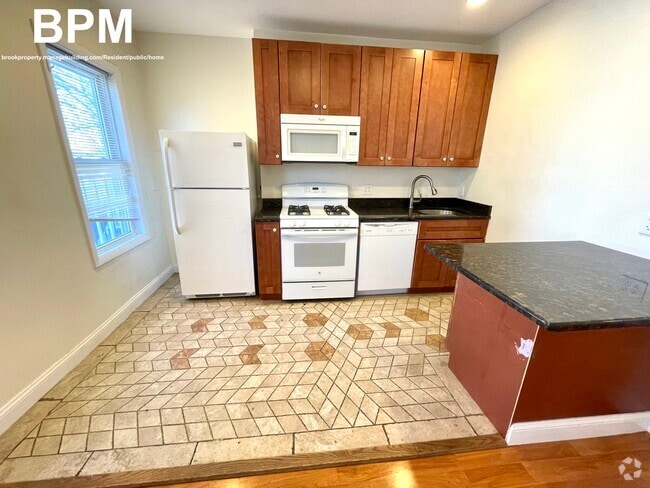 Building Photo - 58 London St Unit 3 Rental