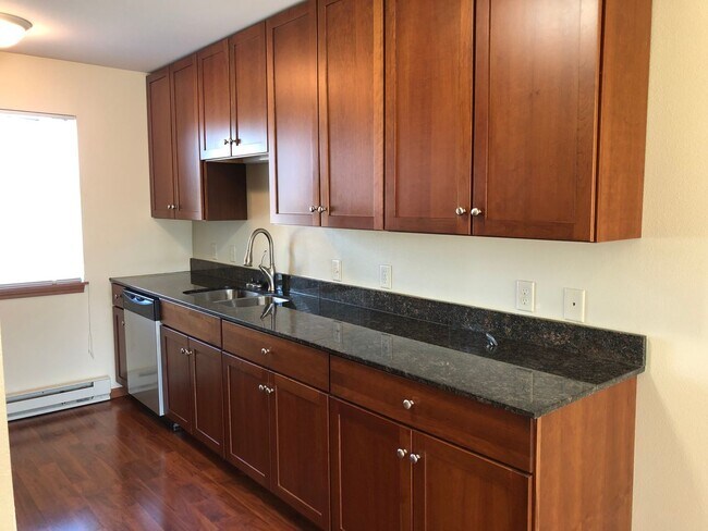 Photo - House- NW Unidad A