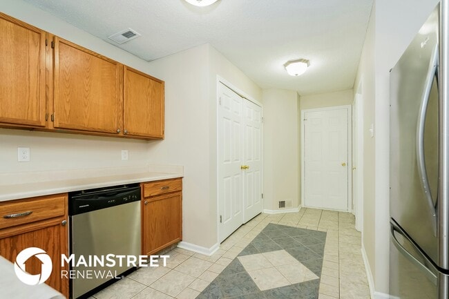 Photo - 1146 Freemont Ln