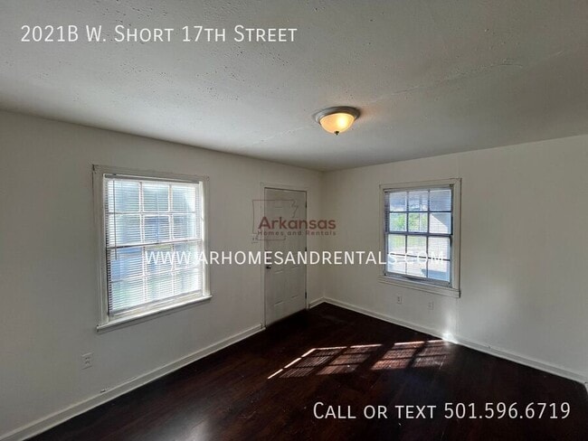 Photo - 2021 W Short 17th St