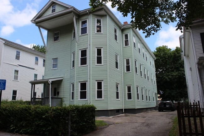 Photo - 25 Wyman St