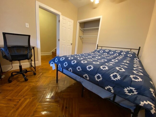 Photo - 4003 8th St NW