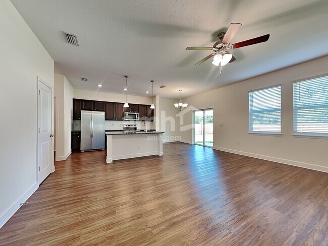 Photo - 6605 Hidden Rose Pl