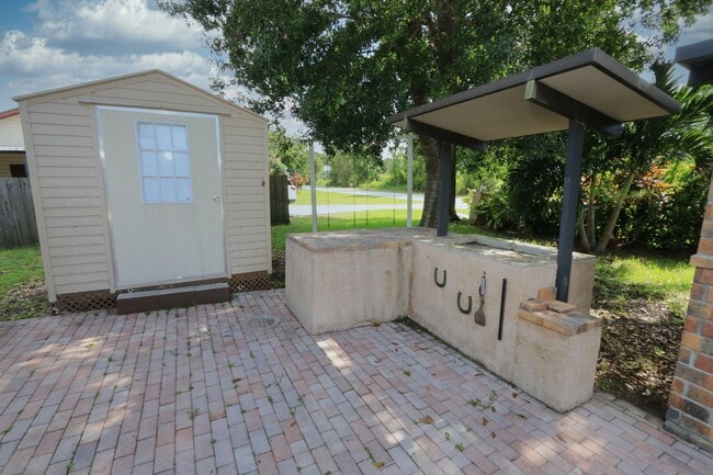 Photo - 4811 Seagrape Dr