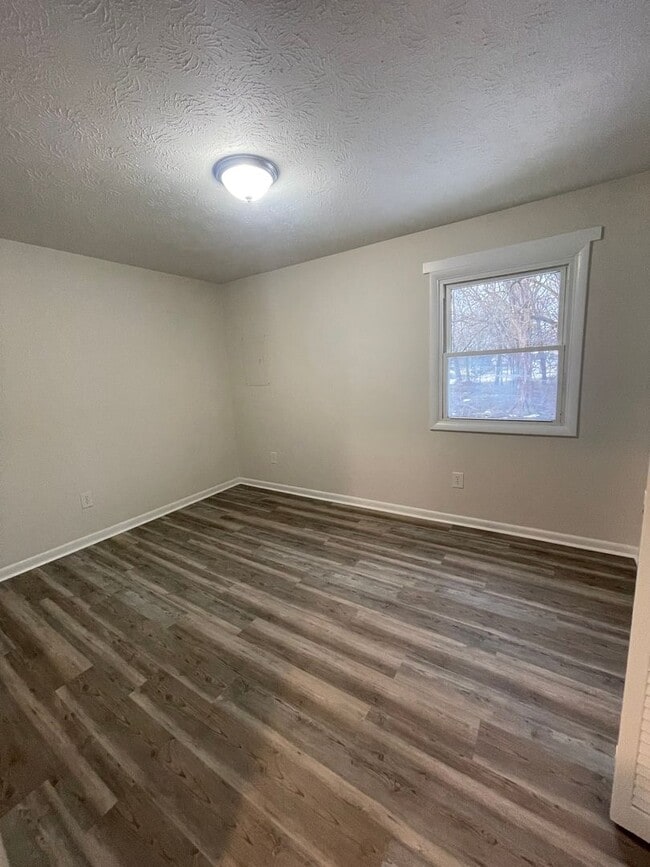 Photo - Newly Remodeled Apartment for Rent