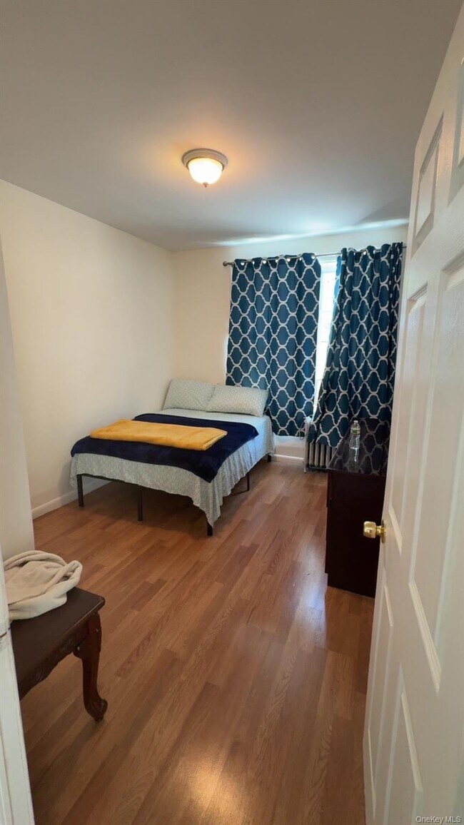 Photo - 3027 Radcliff Ave Unidad #3