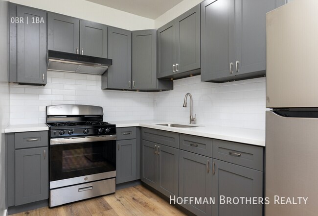 Photo - 516 S St Andrews Pl Unit 104