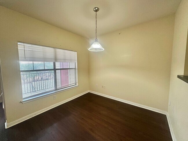 Photo - 2320 Gracy Farms Ln