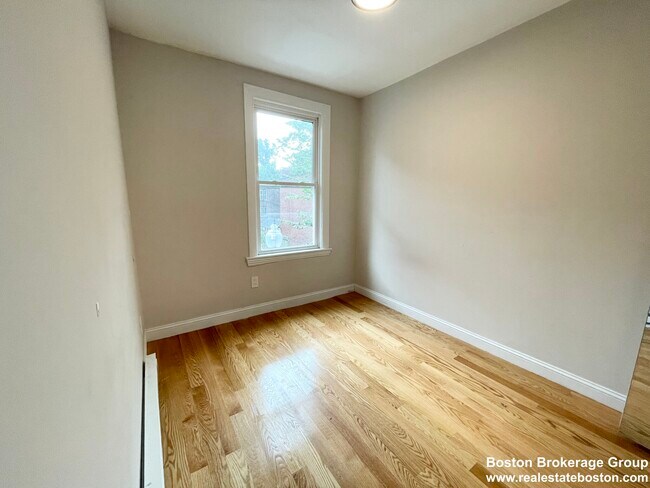 Photo - 7 Warwick St Unit 2