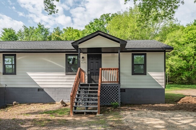 Photo - 2bd / 1ba near Historic Downtown Louisburg.