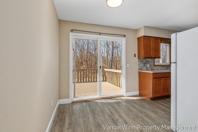 Photo - 10945 Mountain Ash Ave NW