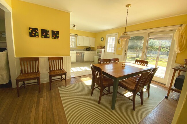 Photo - 166 Hog Creek Rd