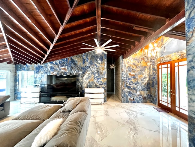 Photo - 720 NE 28th Ave