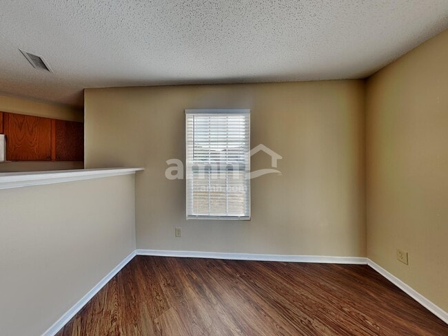3110 Brandenburg Dr