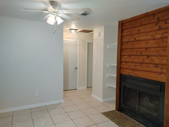 Photo - 4405 SW 74th Terrace Unidad Apt. A