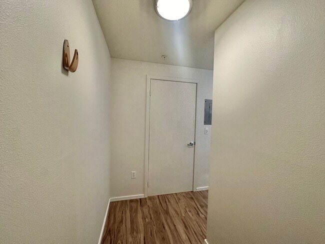 Photo - Beautiful condo w/garage space in desirable Belltown! Available 6/10/2026! Unit 420