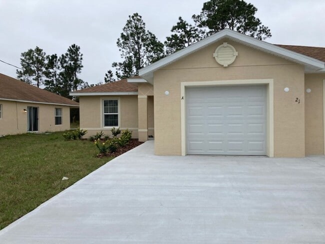 Building Photo - 21 Wood Arbor Ln Unit A