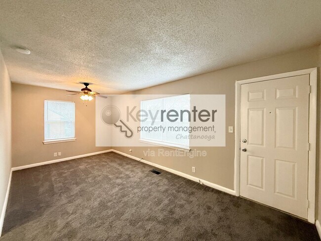 Photo - 305 Sunrise Ln Unit B