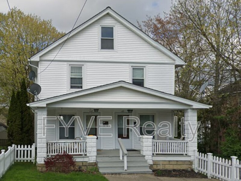 Photo - 44 S Main St