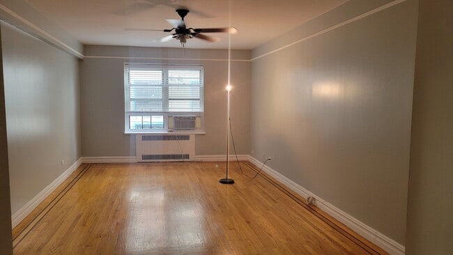 Living Room - 61-41 Saunders St Apartamentos Unidad B25