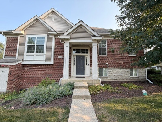 Building Photo - 2542 Dunraven Ave