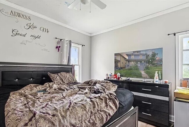 Photo - 3738 Montgomery Ave