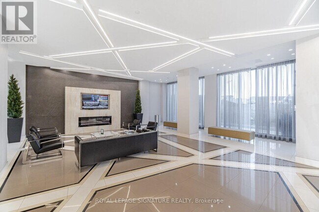 Photo - 5033 Four Springs Ave Unité 2014