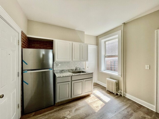 Photo - 211 64th St Condo Unit 11