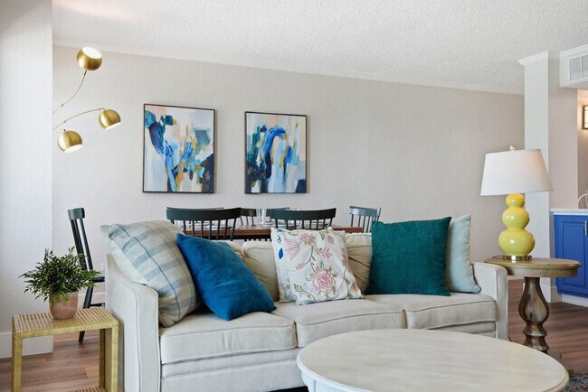 Photo - 8743 Thomas Dr Unidad SI FL15-ID1491598P