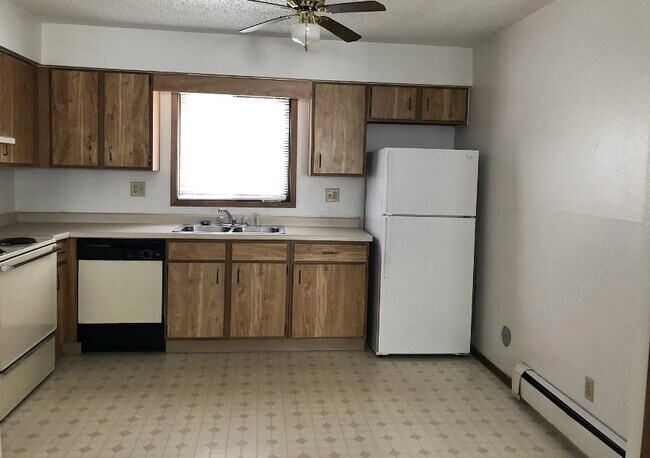 Photo - 441 Lindale Dr Unit 2