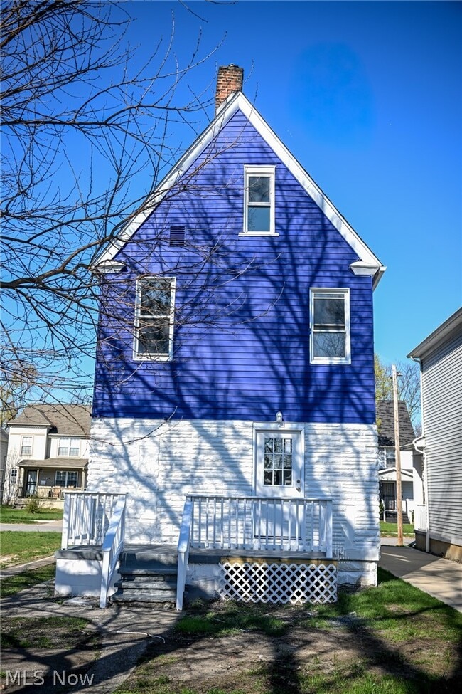 Photo - 2221 E 97th St